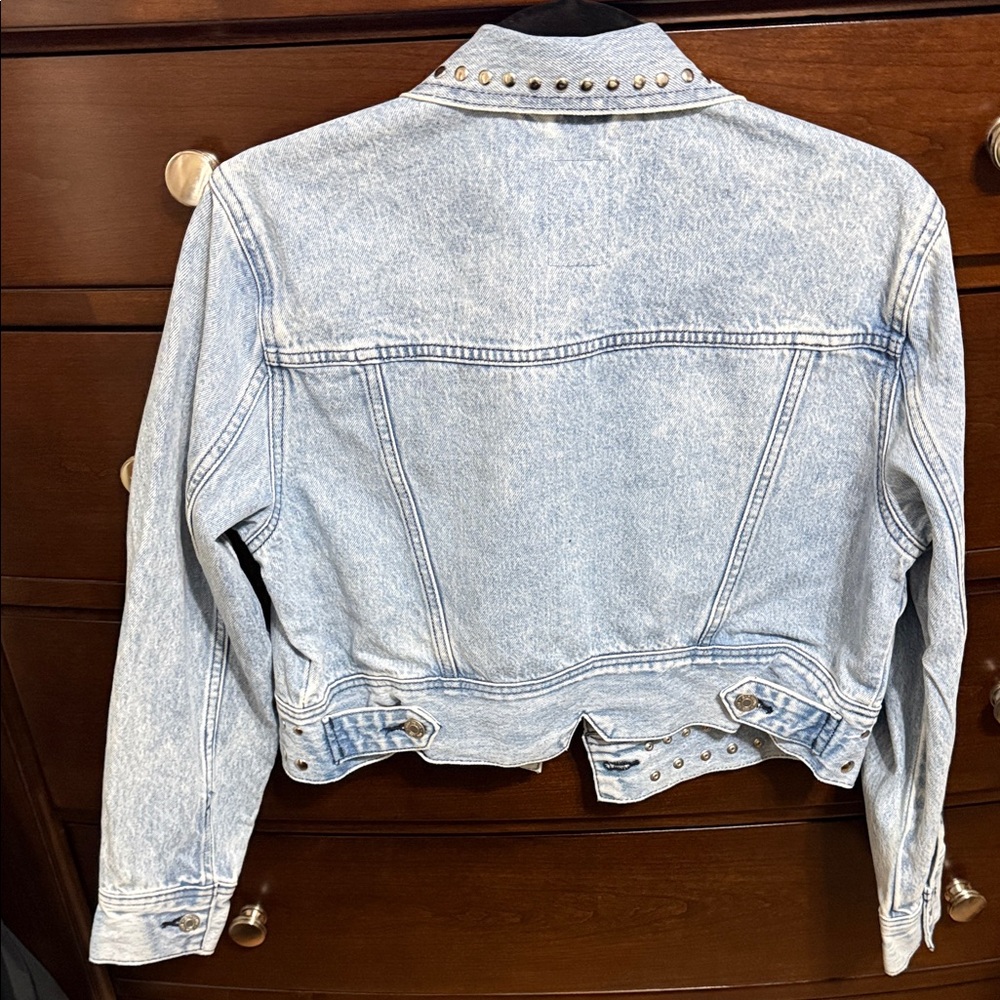 GAP Studded Light Blue Jean Jacket - Picture 2 of 6